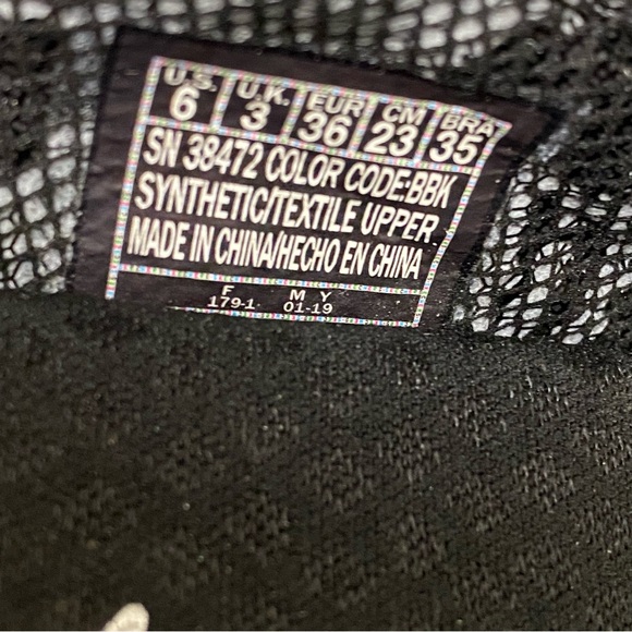 Skechers Black and Gray Wedges - Picture 14 of 14